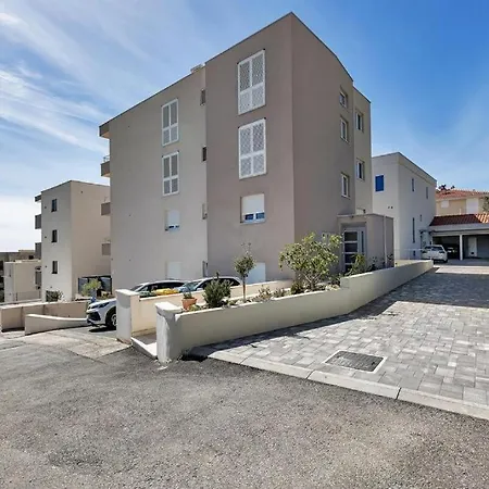 Bamboo House - Exklusiv Apartman Makarska