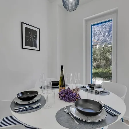 Bamboo House - Exklusiv * Makarska