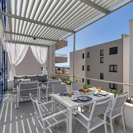 Bamboo House - Exklusiv Apartman Makarska