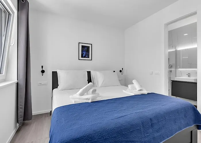 Bamboo House App 1 - Exklusiv * Makarska